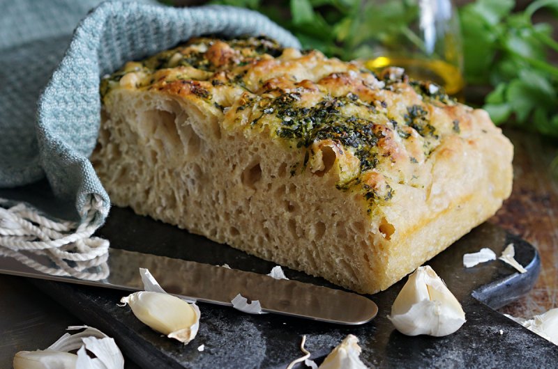 eltefritt focaccia med persille og hvitløk