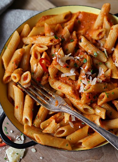 pasta arrabiata - sint tomatsaus