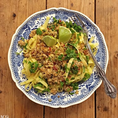 pasta med krabbe, lime og koriander