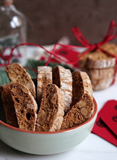 pepperkakebiscotti